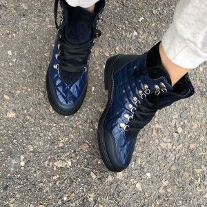 D$ Ботинки синие женские лак на шнурках