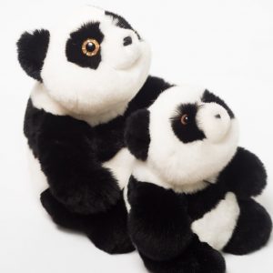 Игрушка из натурального меха панда мама с малышом